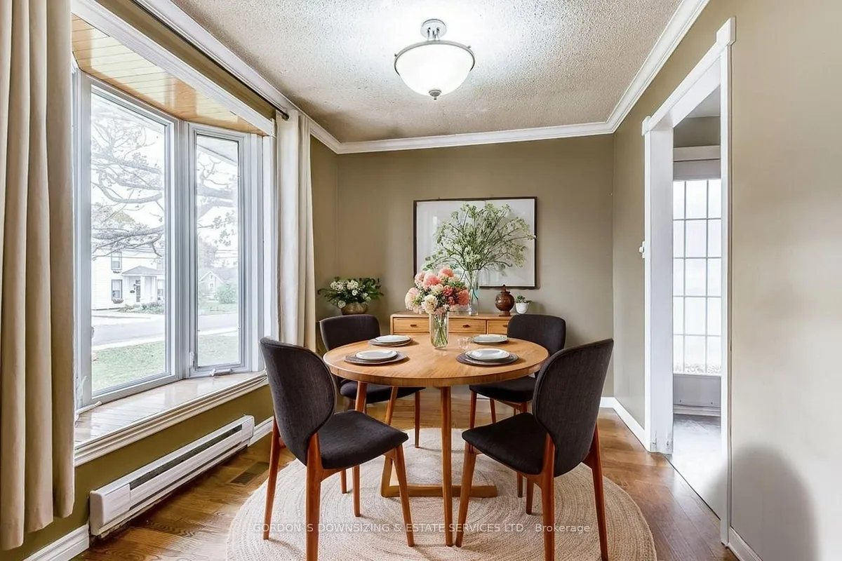 30 Ermatinger Street, ON K0L 2H0