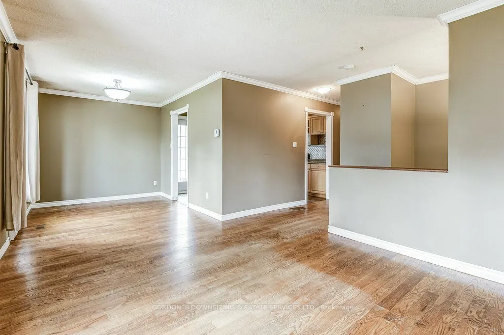 30 Ermatinger Street, ON K0L 2H0