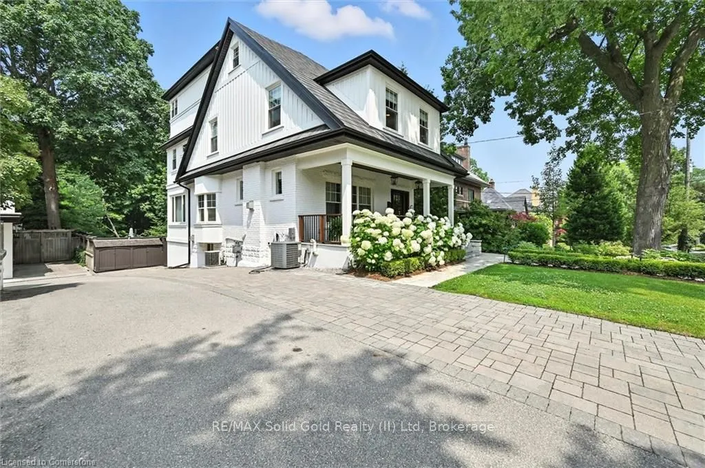 112 Chedoke Avenue, ON L8P 4N9