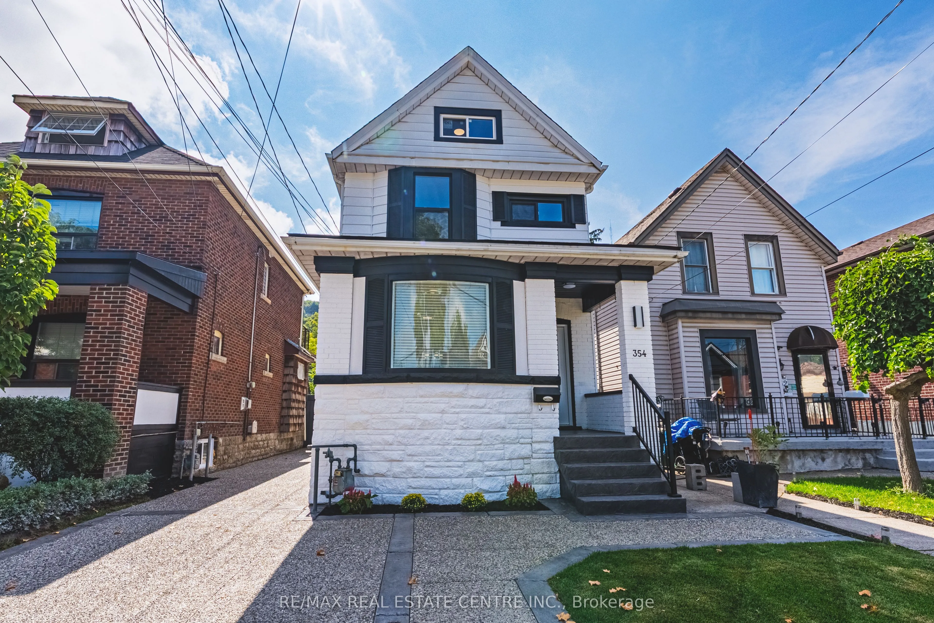 354 Cumberland Avenue, ON L8M 2A2