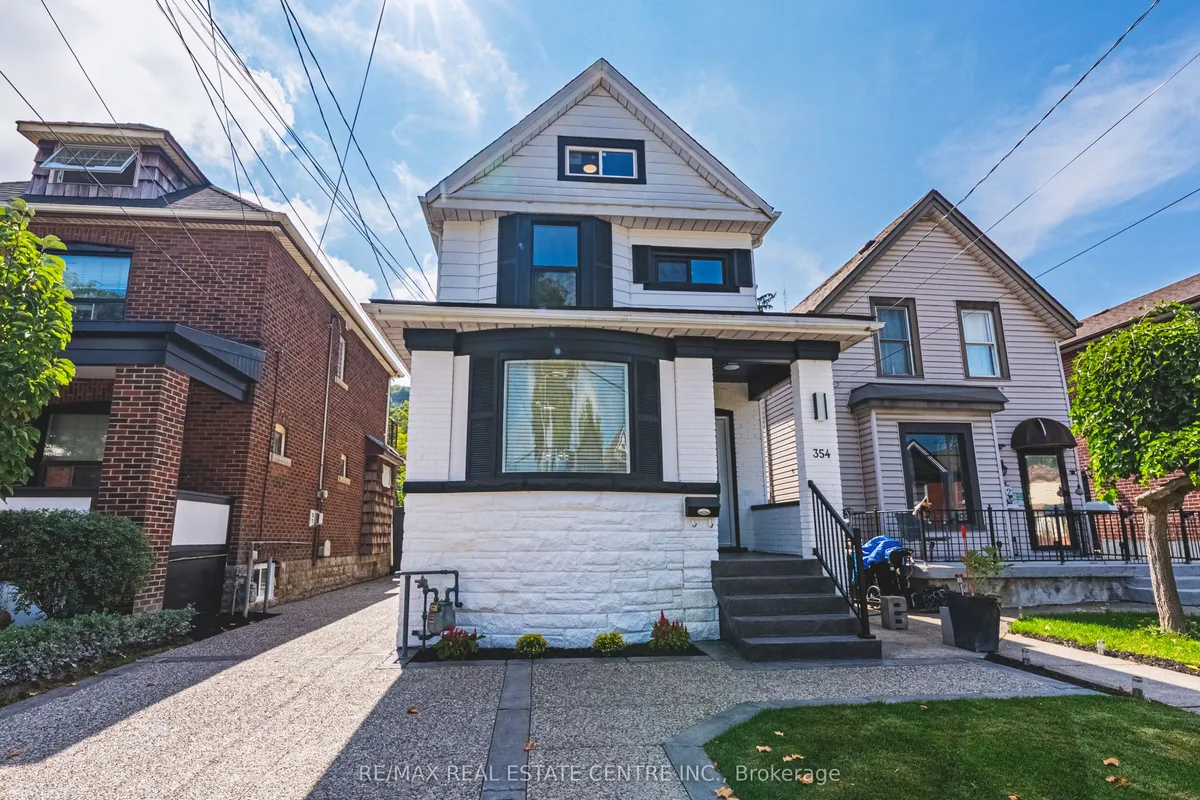 354 Cumberland Avenue, ON L8M 2A2