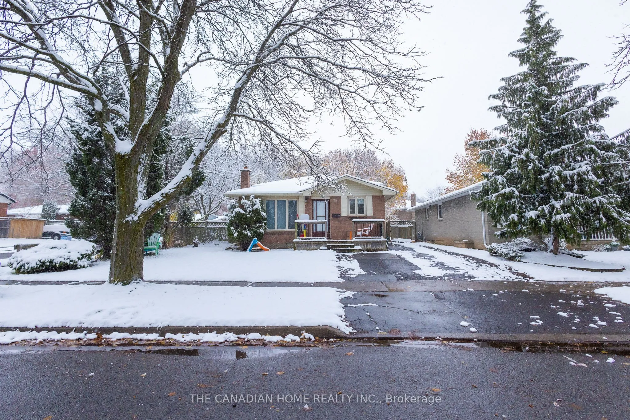 7789 Ethel Street, ON L2H 2M9