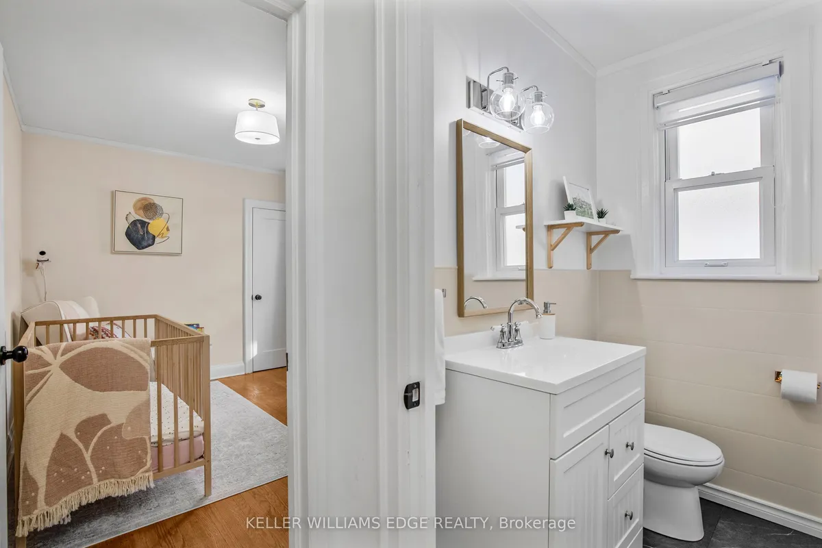 45 Barons Avenue, ON L8K 2Y1