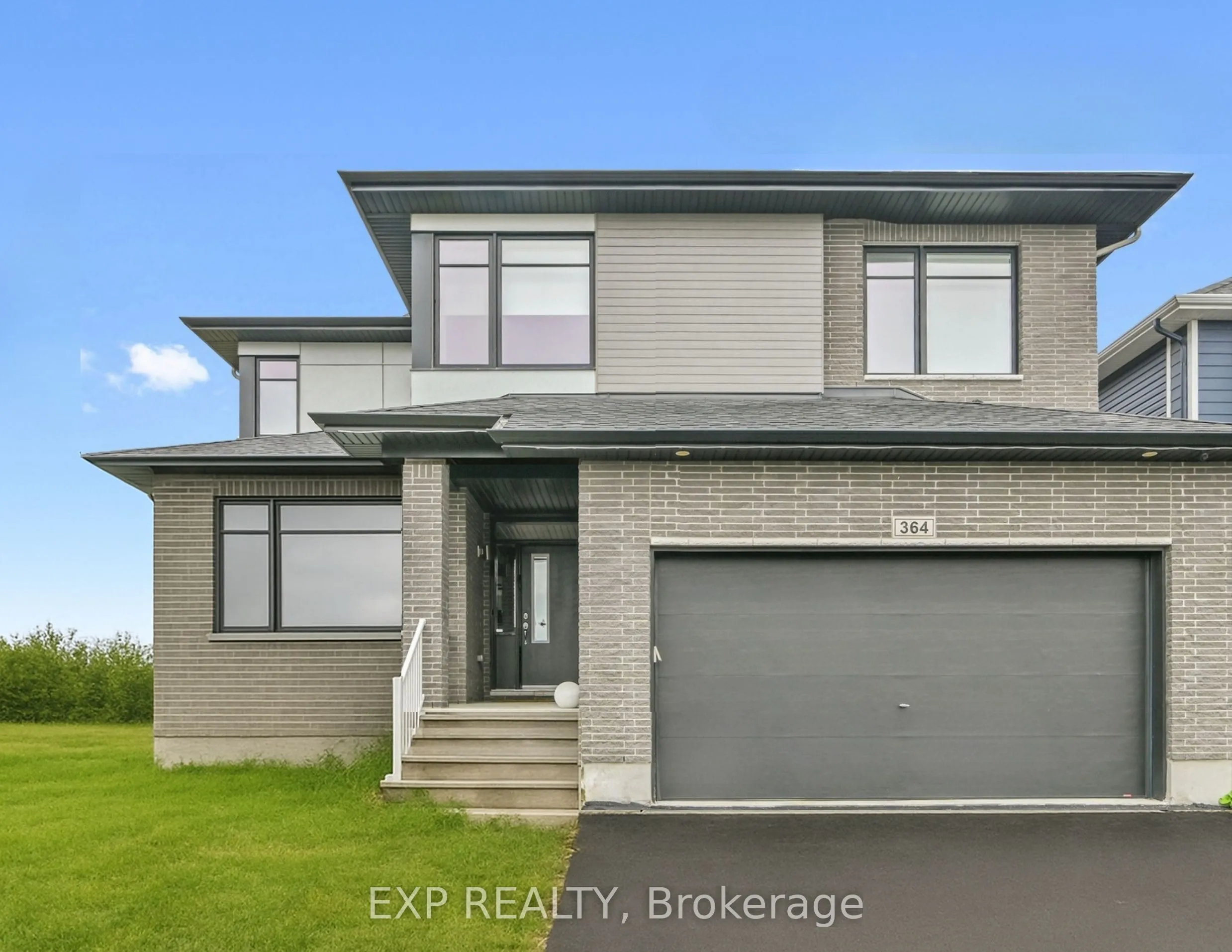 364 Gloaming Crescent, ON K2S 1B6