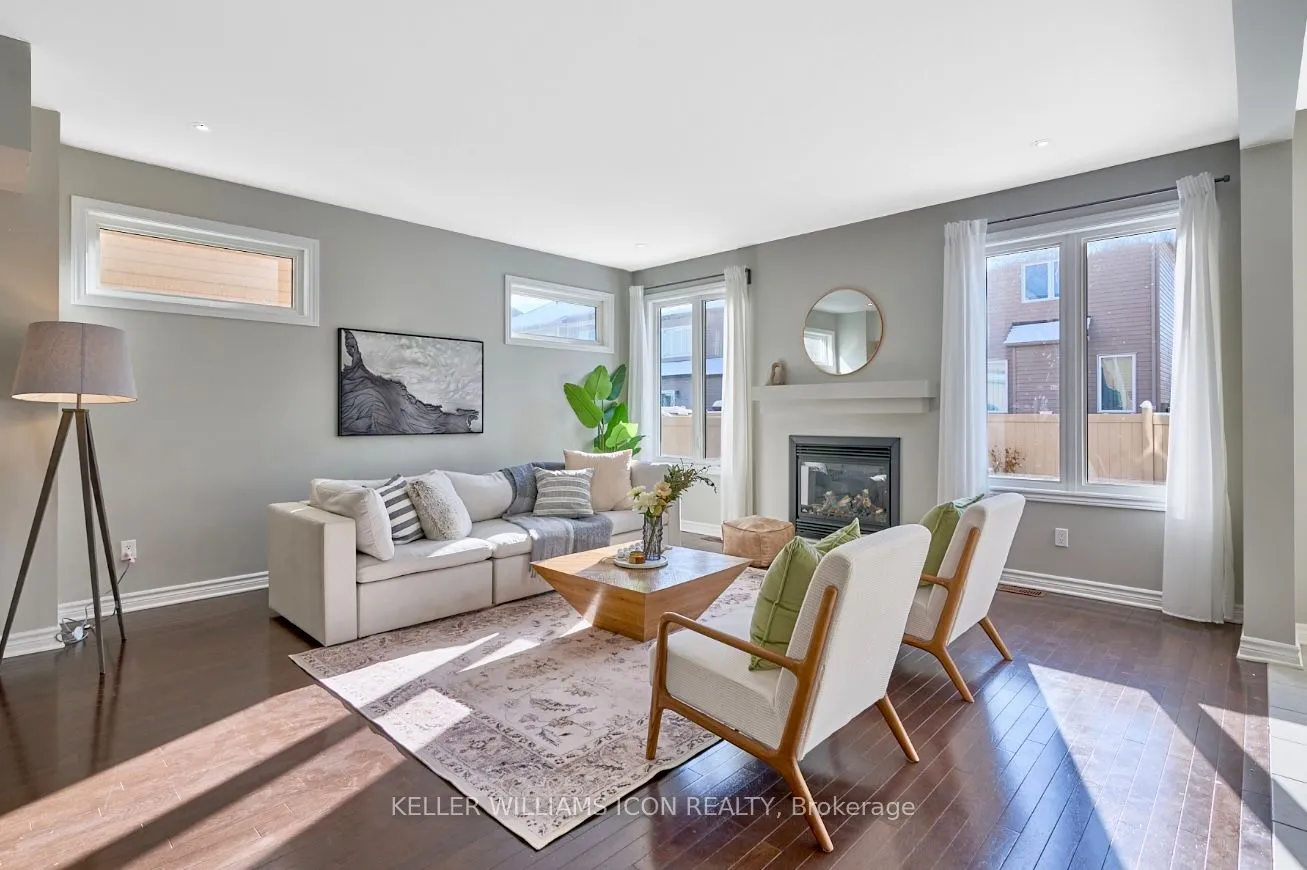 Detached kitchen at 380 Brettonwood Ridge Kanata