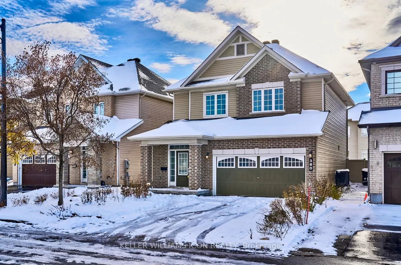 Detached interior view at 380 Brettonwood Ridge Kanata