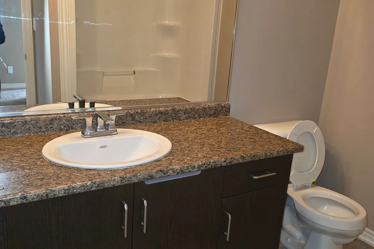 7 Glory Hill Road, ON L2P 0C7