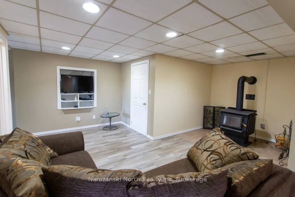 56 Island Road, ON P0M 2W0