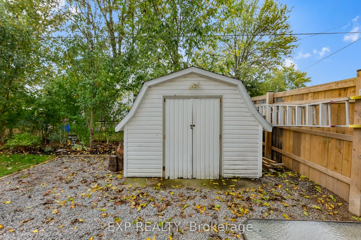 176 IDYLEWYLDE Street, ON L2A 2L6