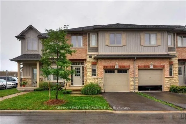 8 Lakelawn Road, ON L3M 0G1