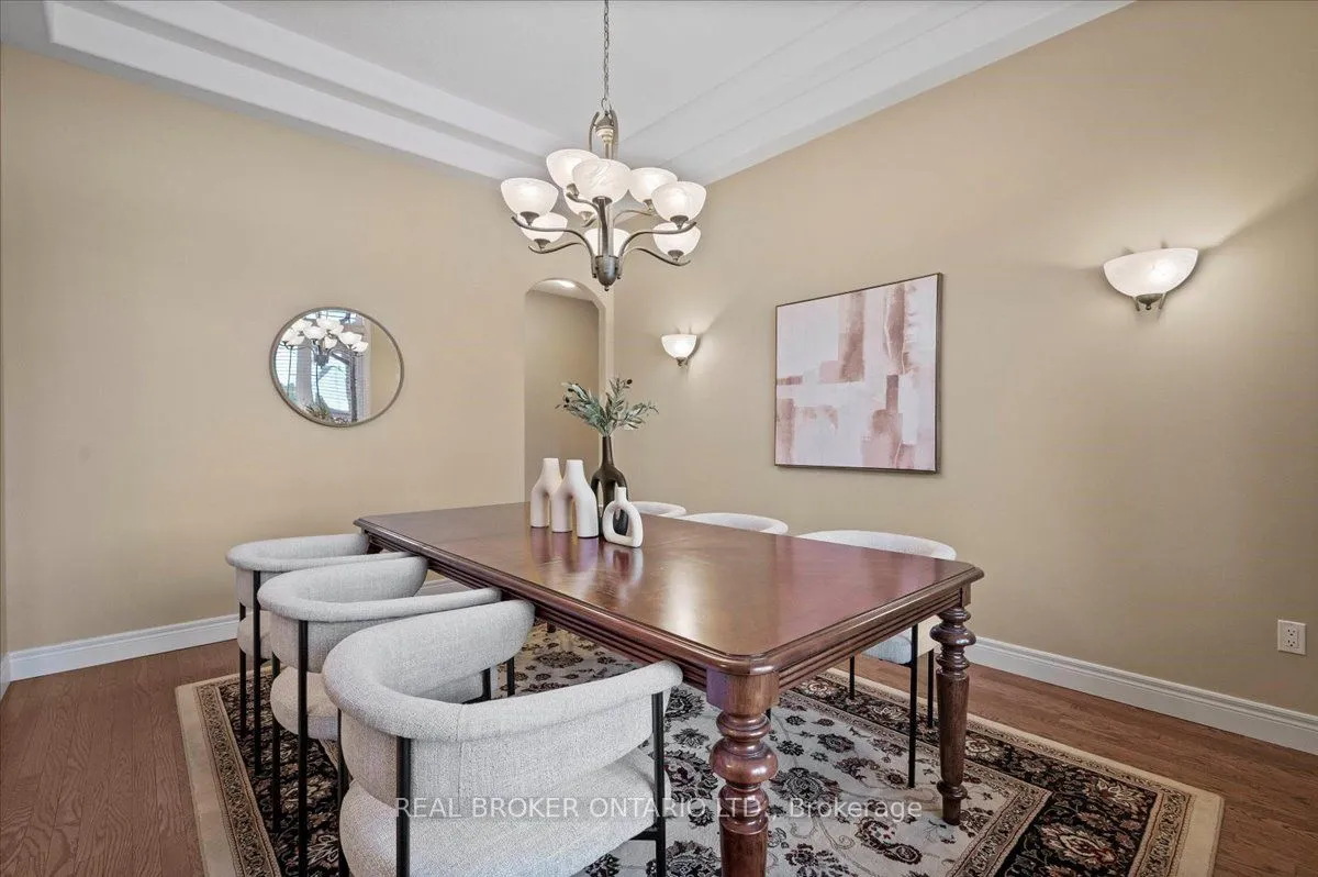 392 Deer Ridge Drive, ON N2P 2S6