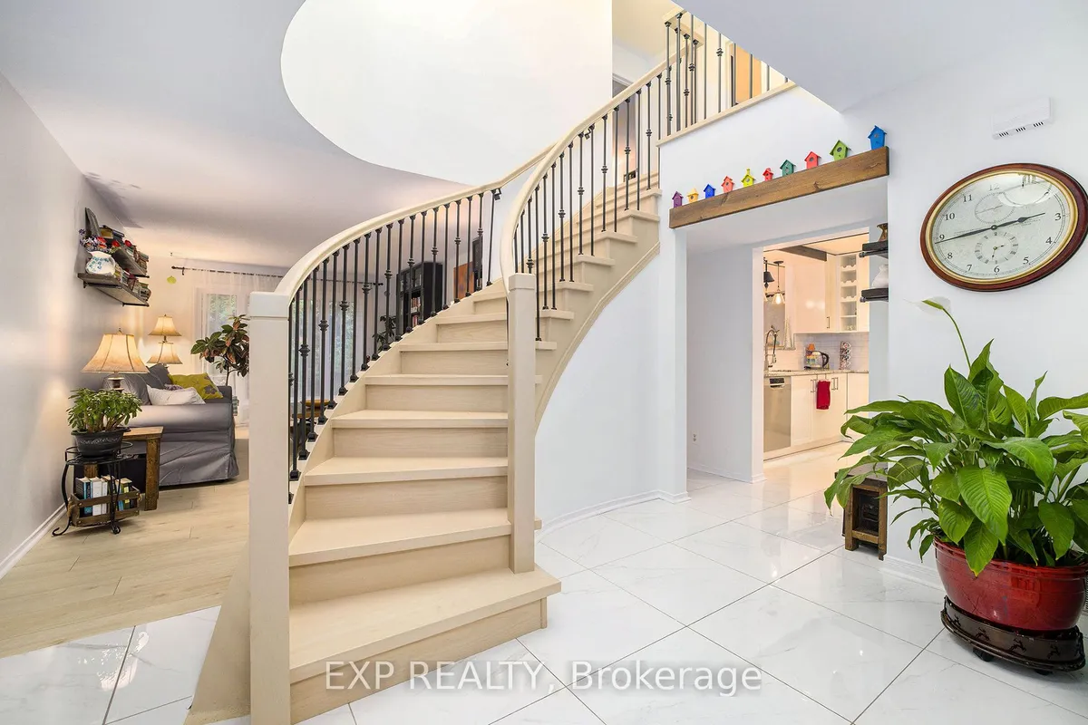 433 Pickford Drive, ON K2L 3R6