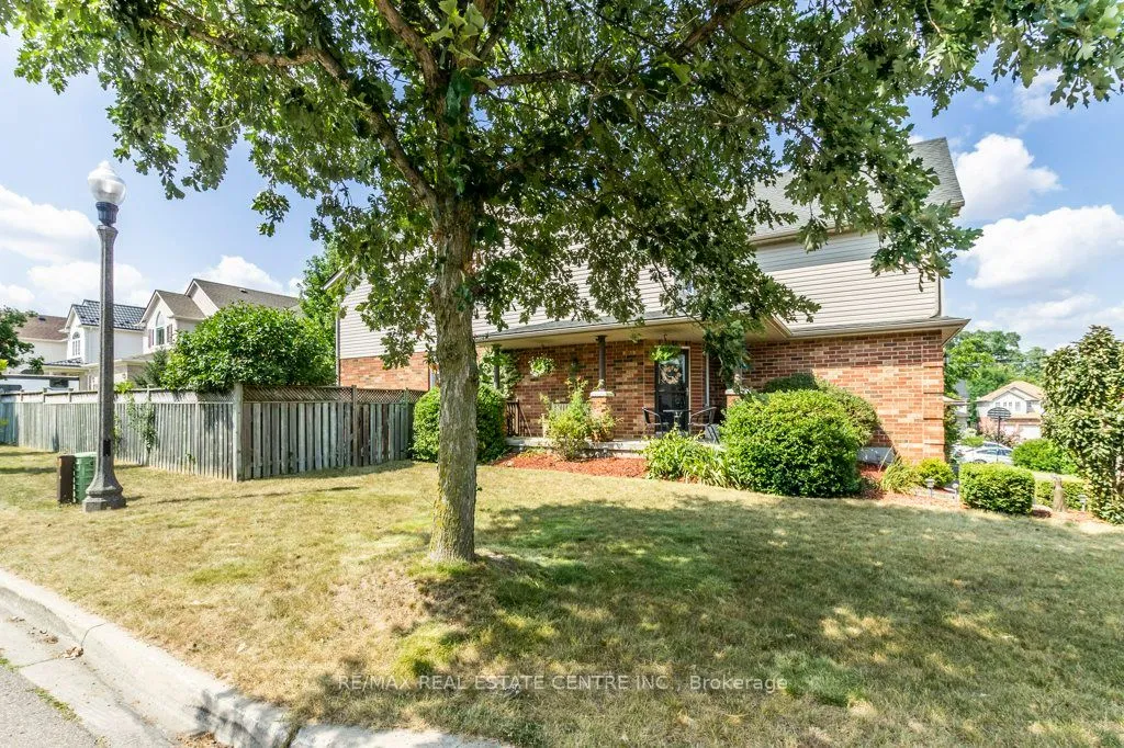 19 Apple Ridge Drive, ON N2P 2S2