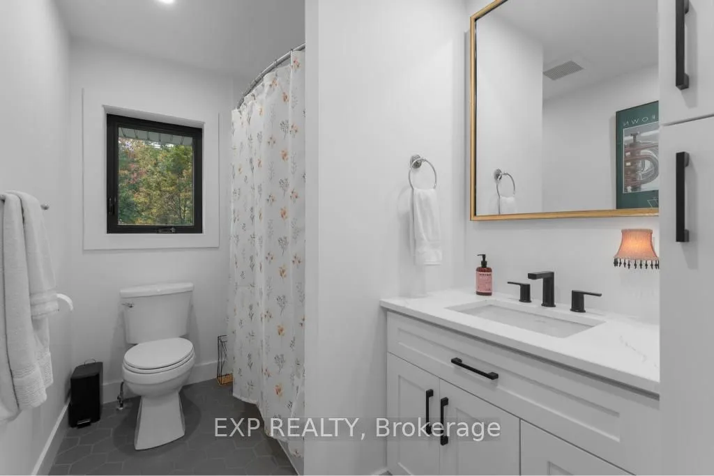 3169 King Street, ON L0R 2C0