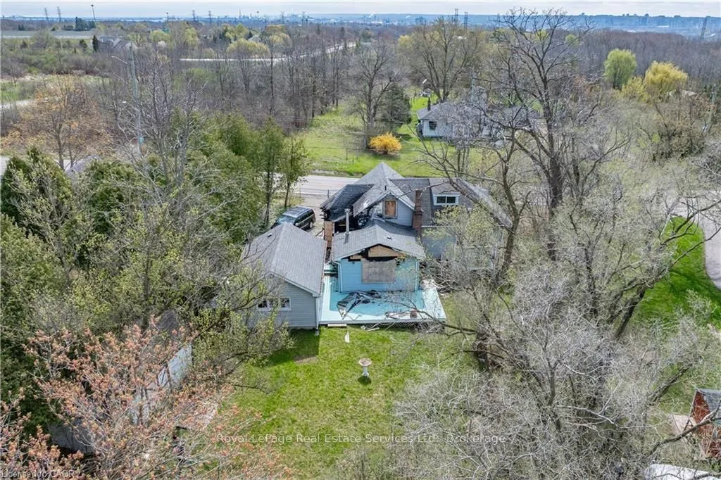 701 York Road, ON L9H 5W9