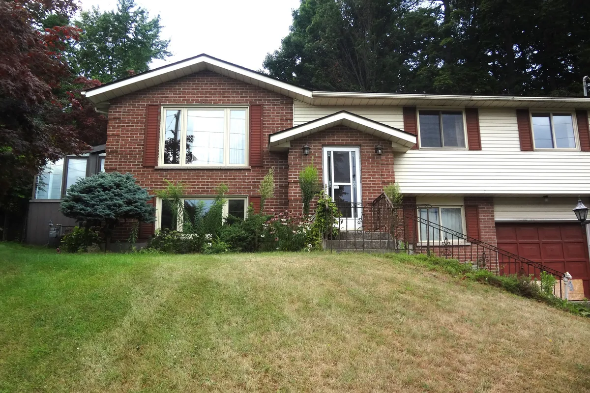 554 Fountain Street, ON N3H 1J3