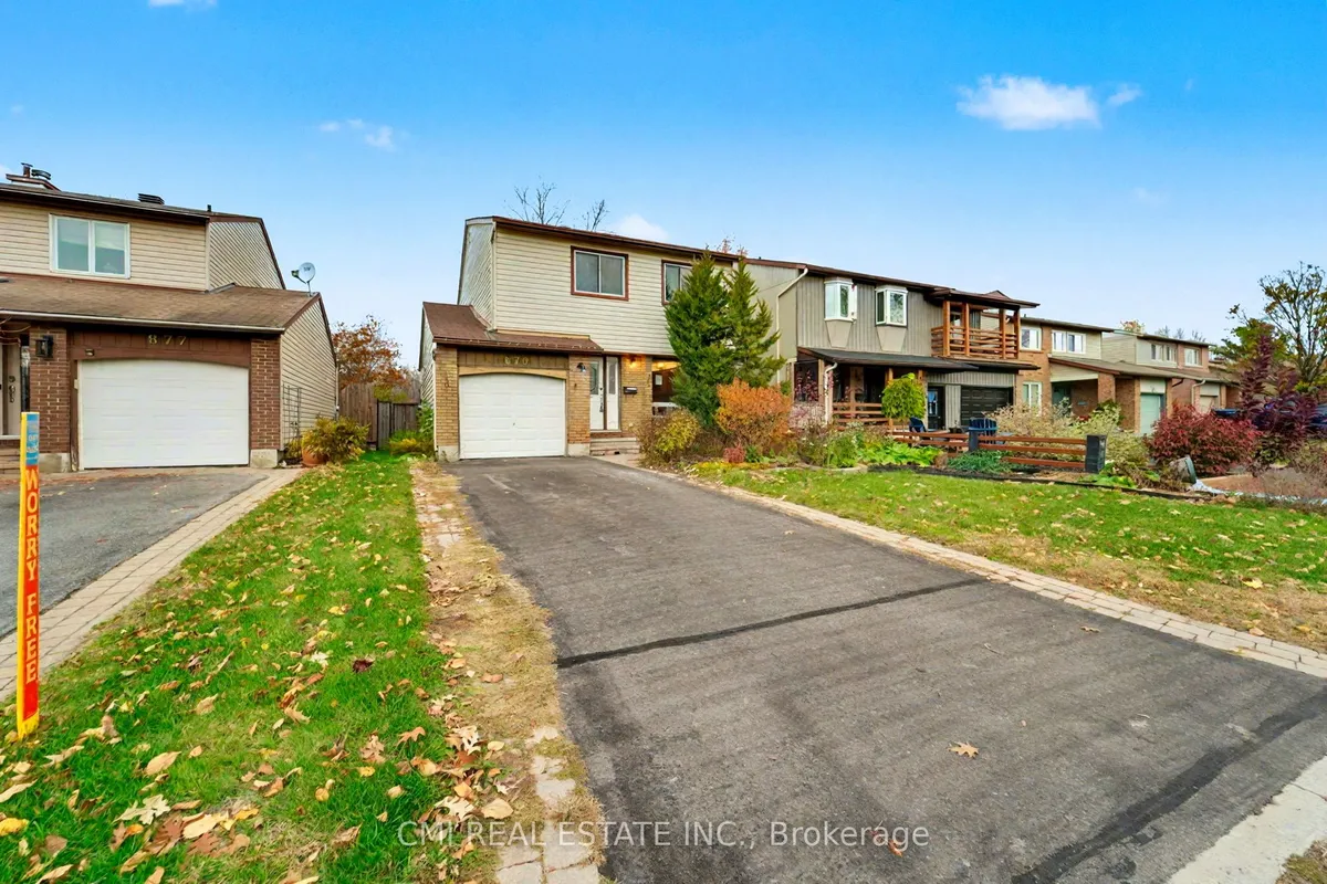 879 Beauclaire Drive, ON K1C 2J5