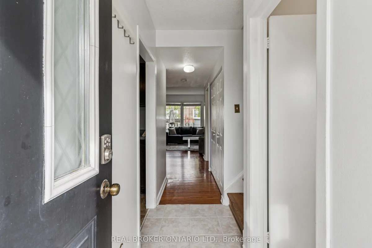 85 Monterey Drive, ON K2H 7A9