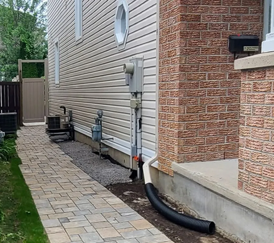 64 Stedman Street, ON K1T 4G7