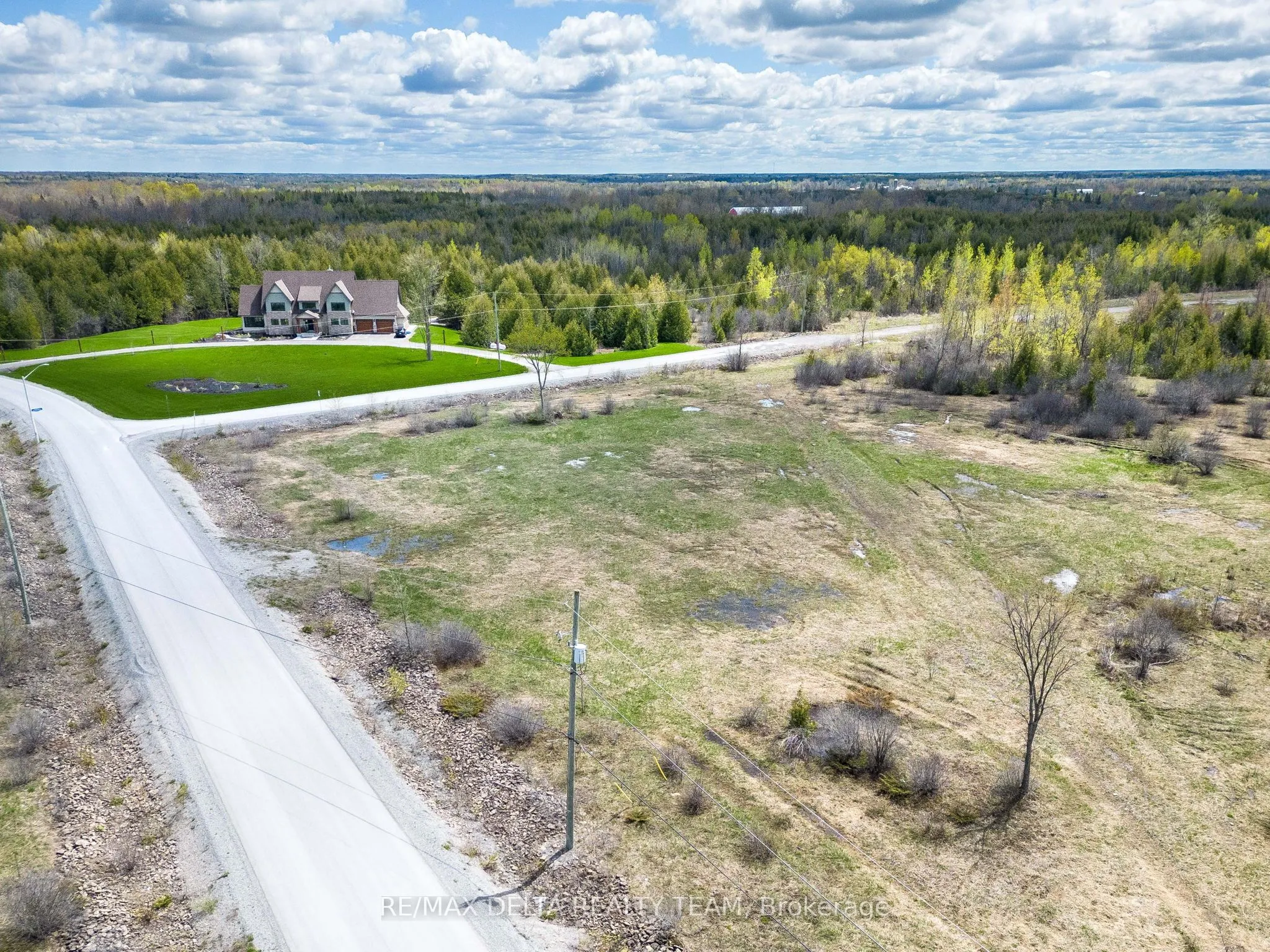 7910 IVESON Drive, ON K0A 2P0