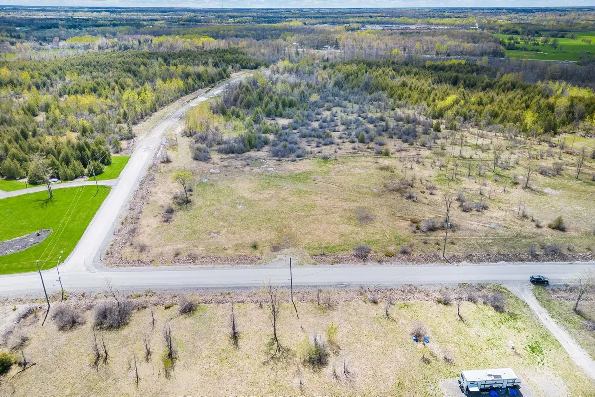 7910 IVESON Drive, ON K0A 2P0