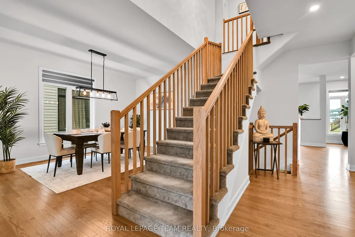 202 Zinnia Way, ON K4M 0L4