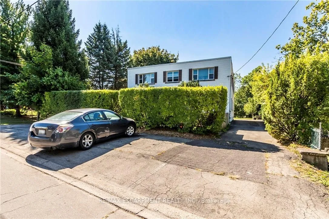 13 McMaster Avenue, ON L3B 3S6