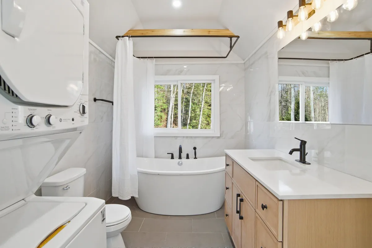 657 Relative Road, ON P0A 1C0