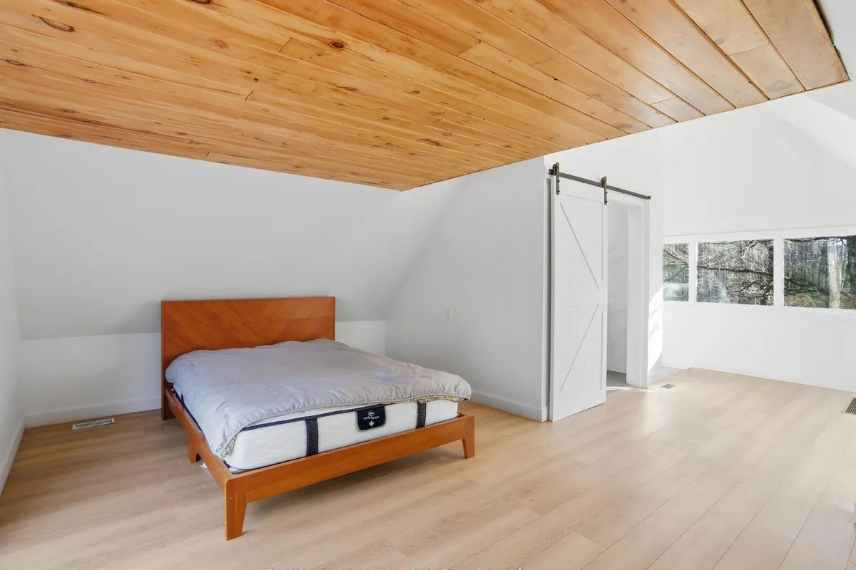 657 Relative Road, ON P0A 1C0