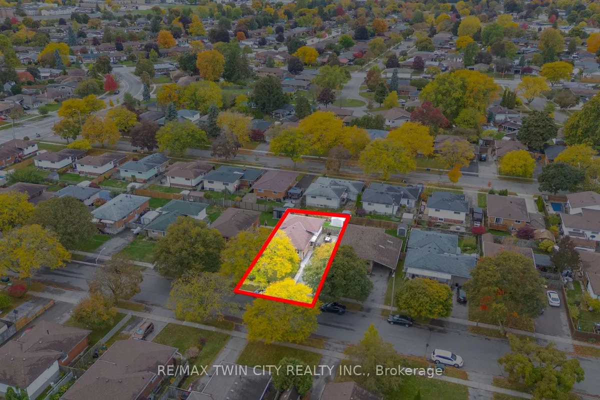 42 Palm Crescent, ON N3R 5G2