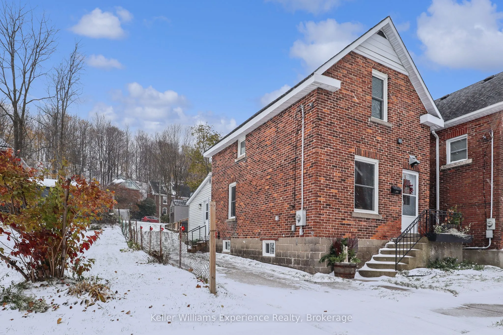 1751 3rd Avenue, ON N4K 2M3