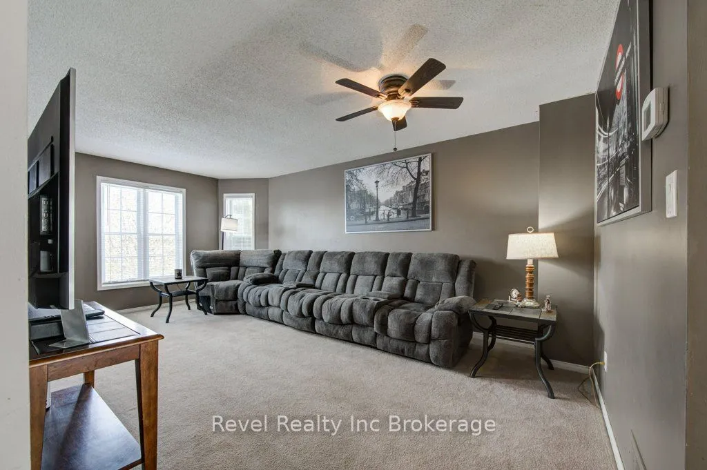 118 Canrobert Street, ON N4S 8X5