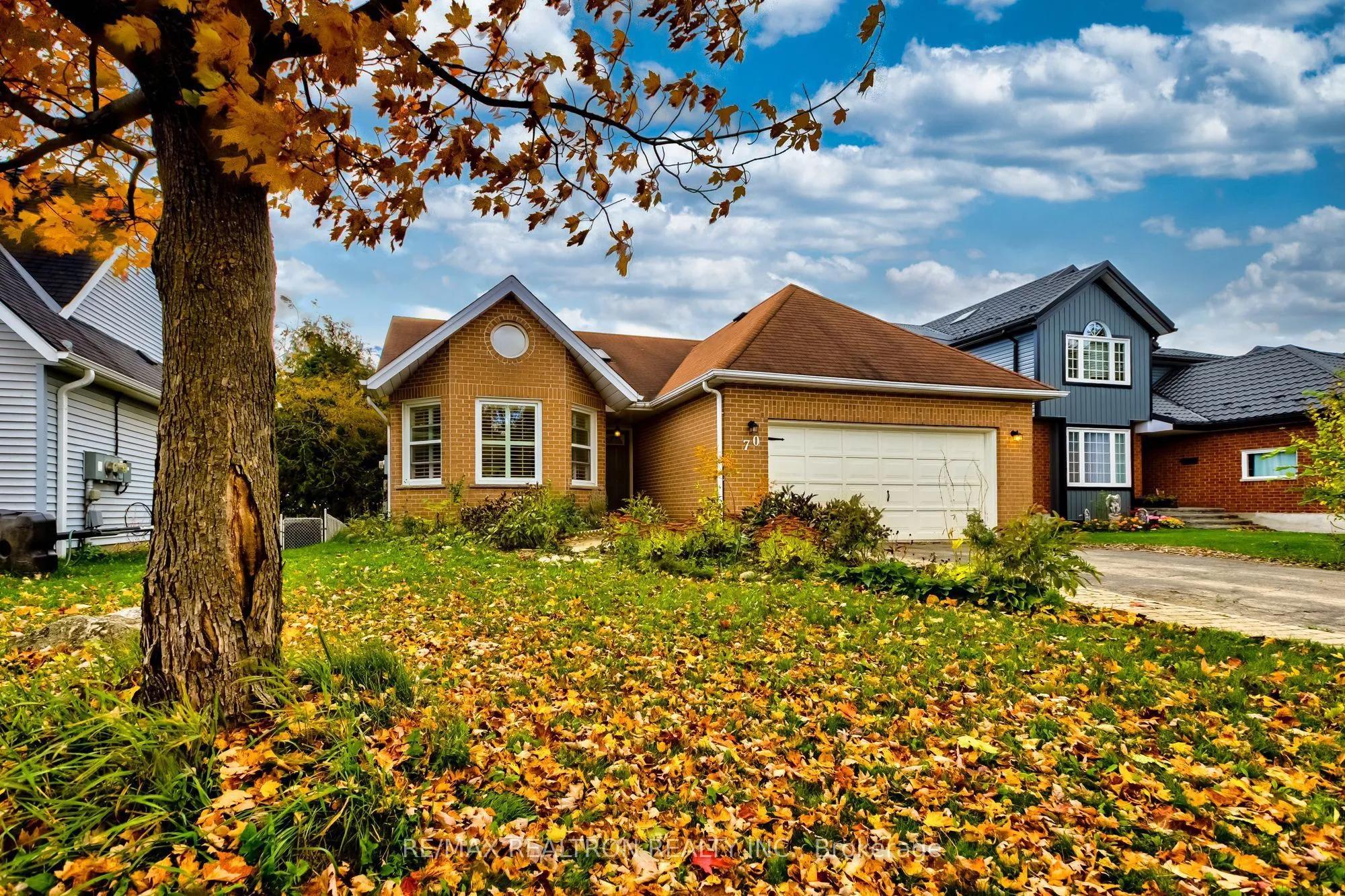 70 Pinnacle Crescent, ON N1K 1P6