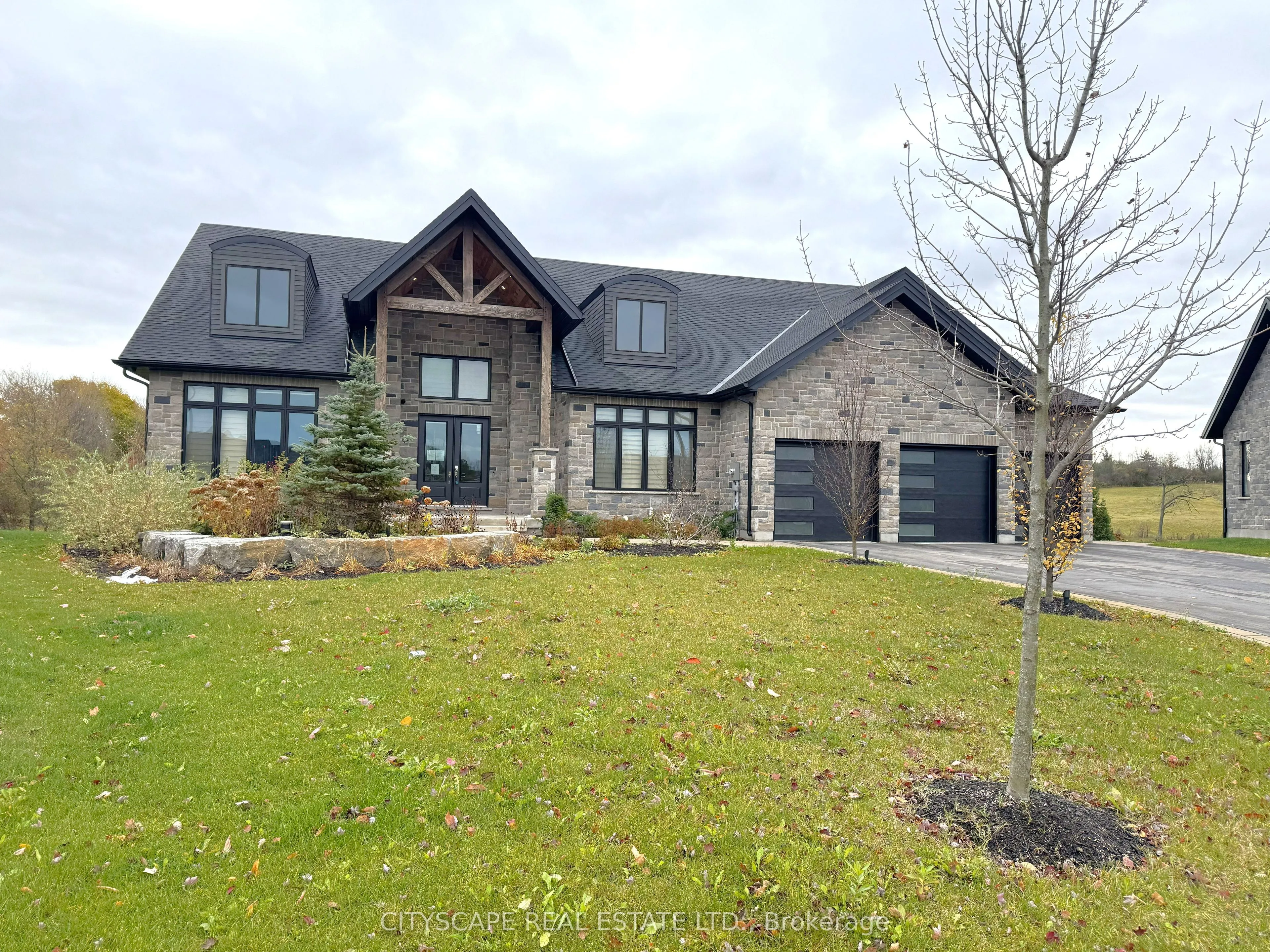 31 Whitecombe Way, ON N0B 2C0