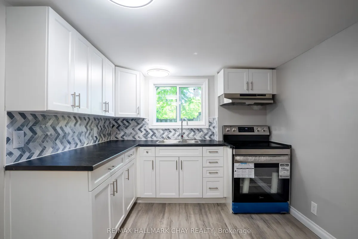 635 First Street, ON P1P 1K1