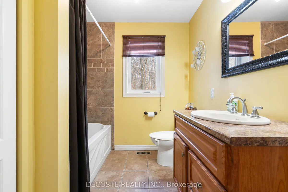 16471 Maple Street, ON K0C 1C0