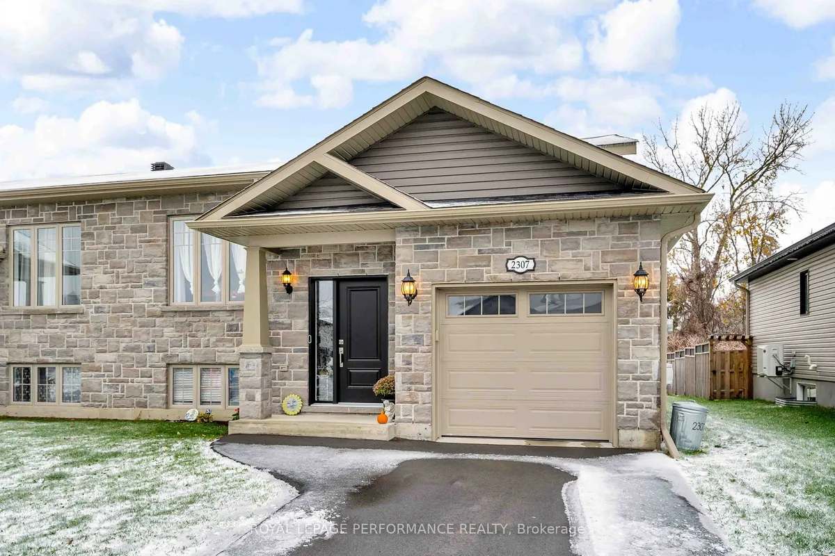 2307 Watson Crescent, ON K6H 0H5