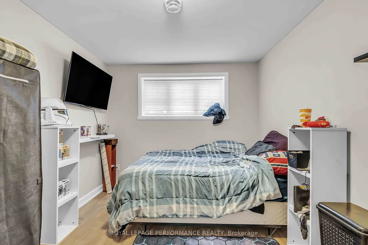 2307 Watson Crescent, ON K6H 0H5