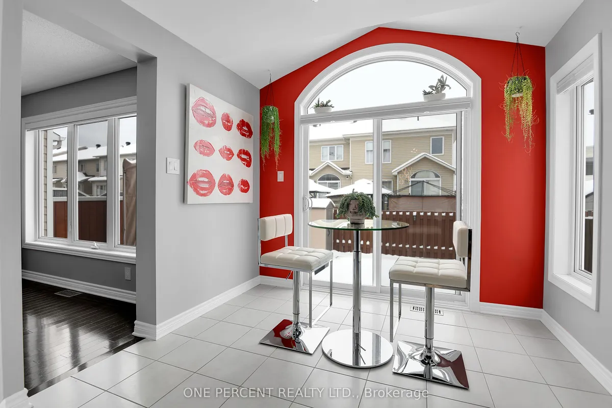 828 Ashenvale Way, ON K4A 0R3