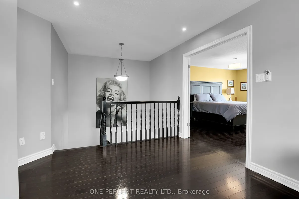 828 Ashenvale Way, ON K4A 0R3