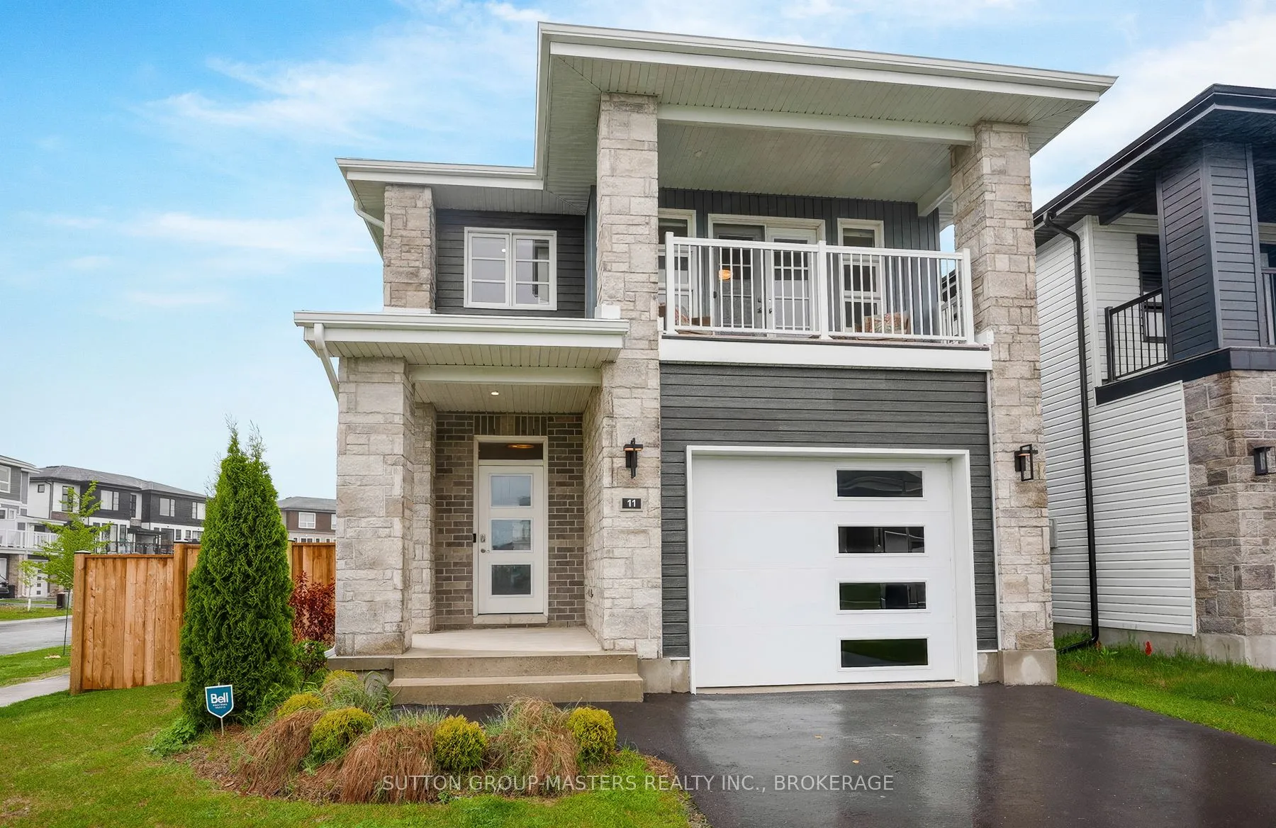 11 Walden Pond Drive, ON K7N 0E7