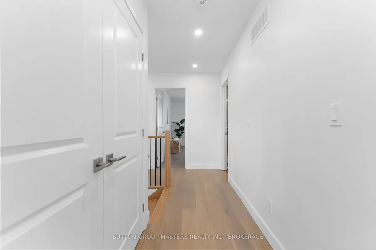 204 Superior Drive, ON K7N 0E8