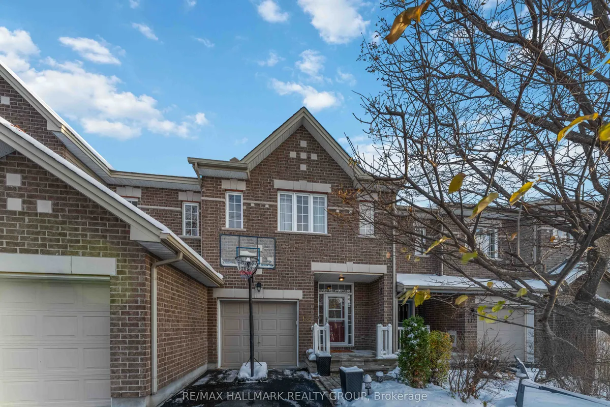 135 TANDALEE Crescent, ON K2M 0A1