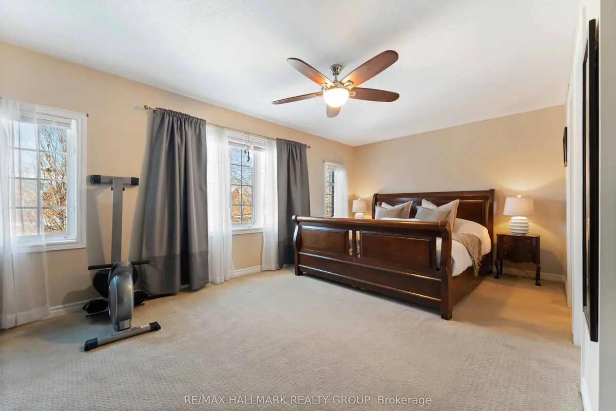 135 TANDALEE Crescent, ON K2M 0A1