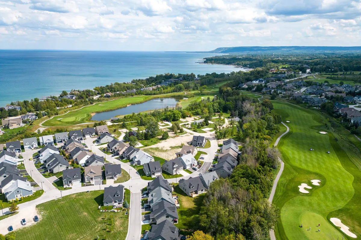 124 Beacon Drive, ON N0H 2P0