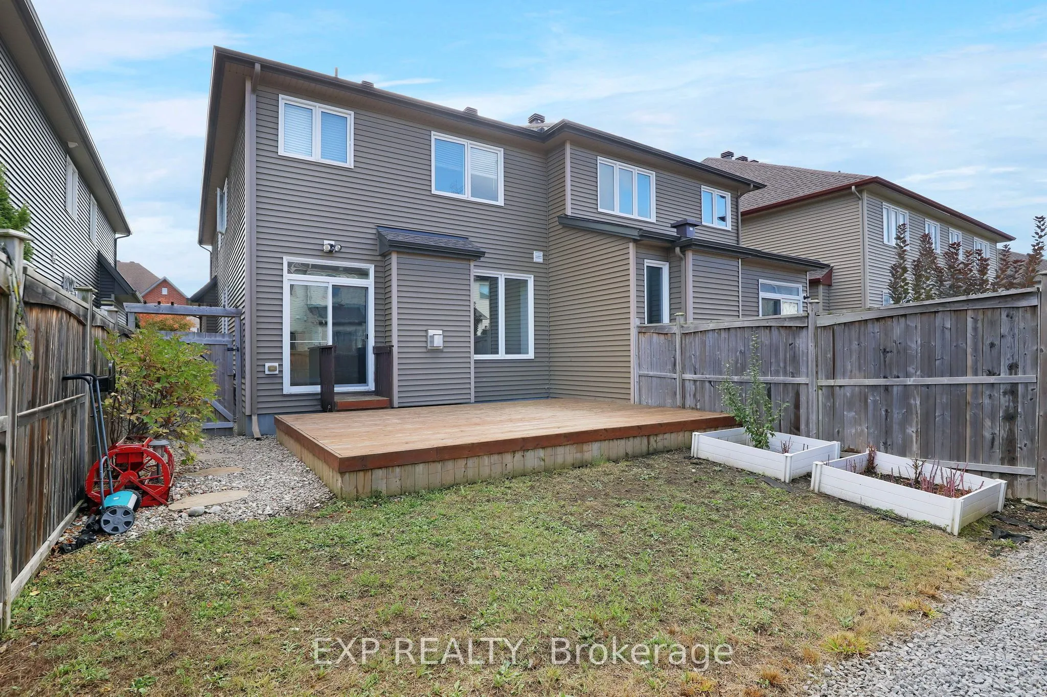 618 Moorpark Avenue, ON K2M 0B6