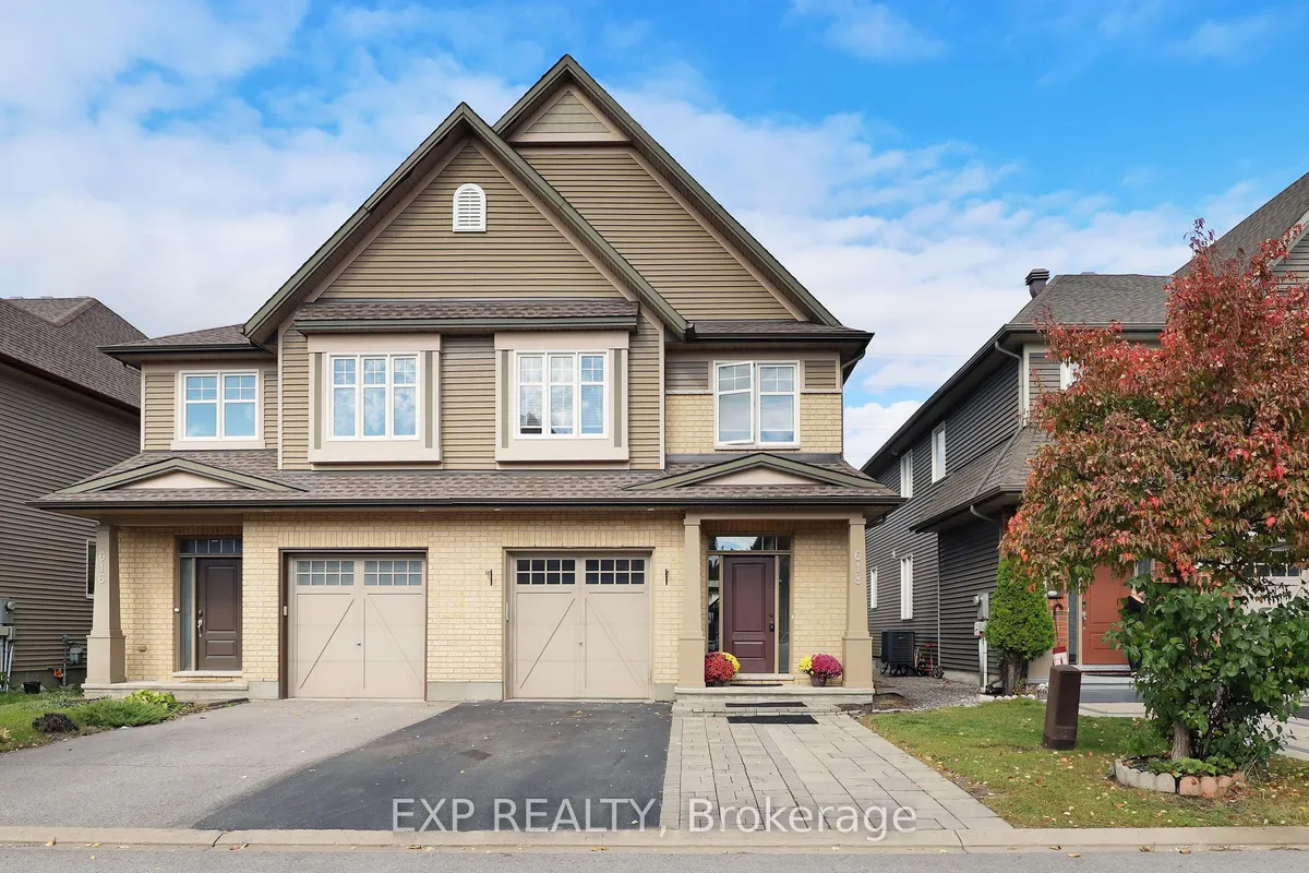 618 Moorpark Avenue, ON K2M 0B6