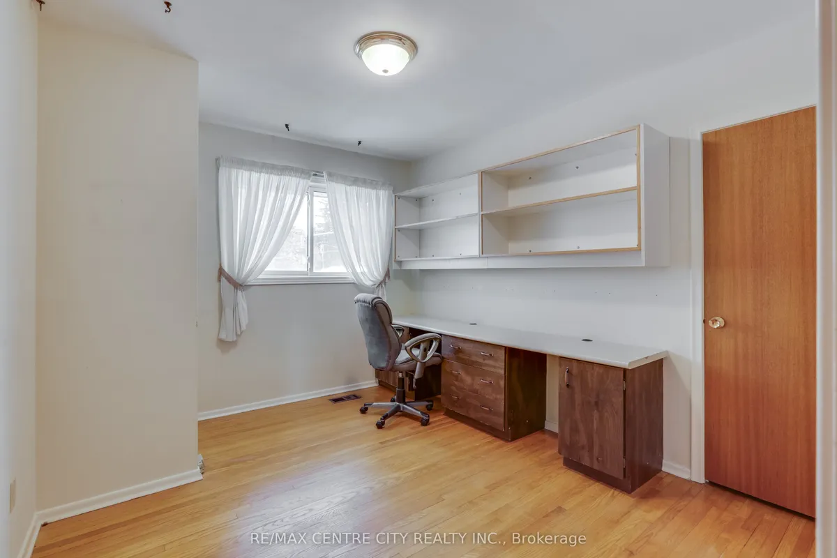 147 Susan Avenue, ON N5V 2G3