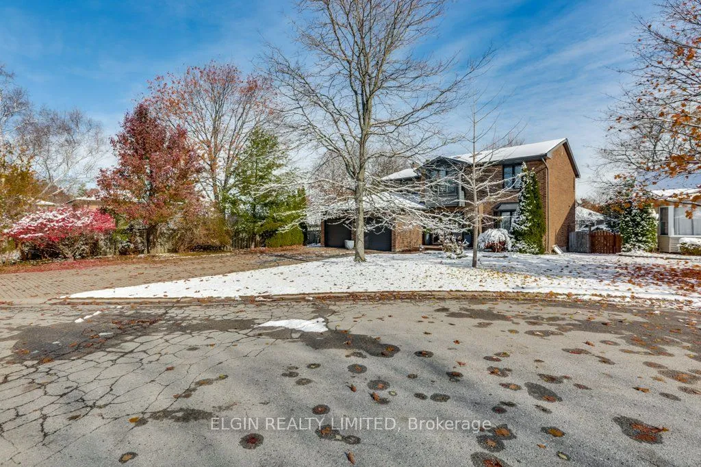 28 Massey Drive, ON N5R 5M6