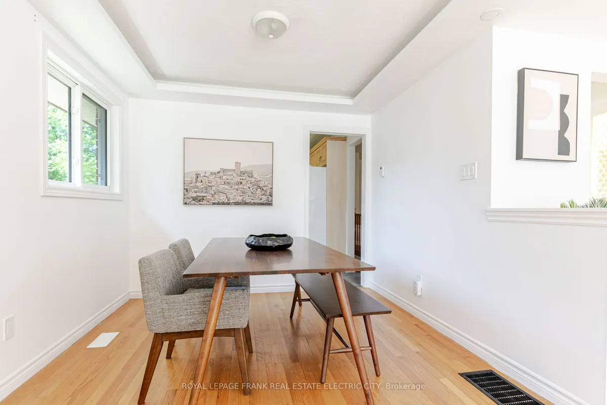 972 Southlawn Drive, ON K9J 1G2